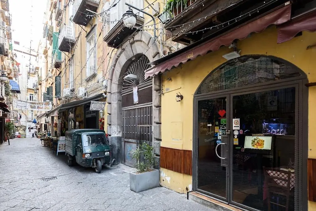 Appartamento A Due Passi Da Toledo Napoli